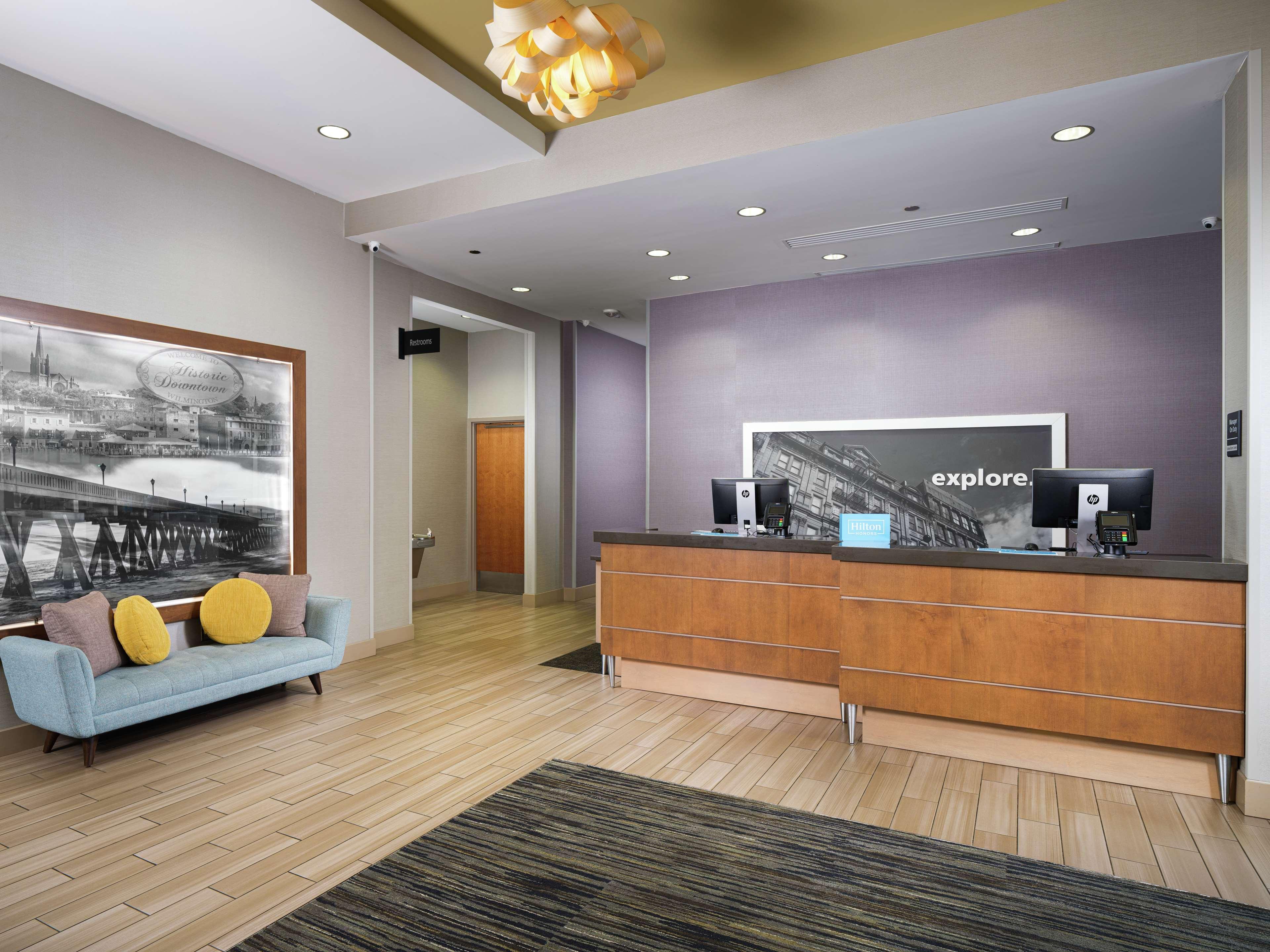 Hampton Inn Wilmington Downtown Экстерьер фото