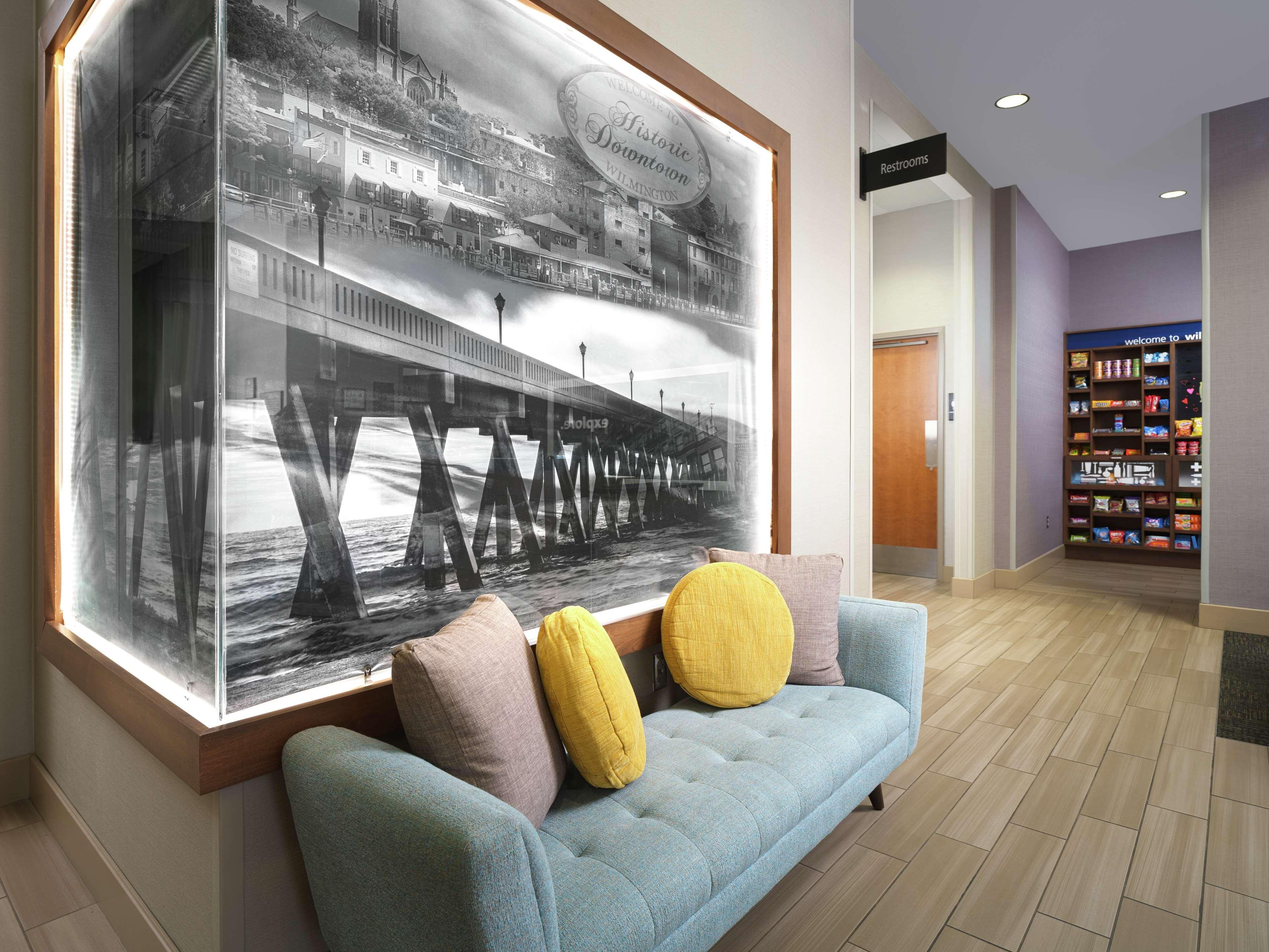 Hampton Inn Wilmington Downtown Экстерьер фото