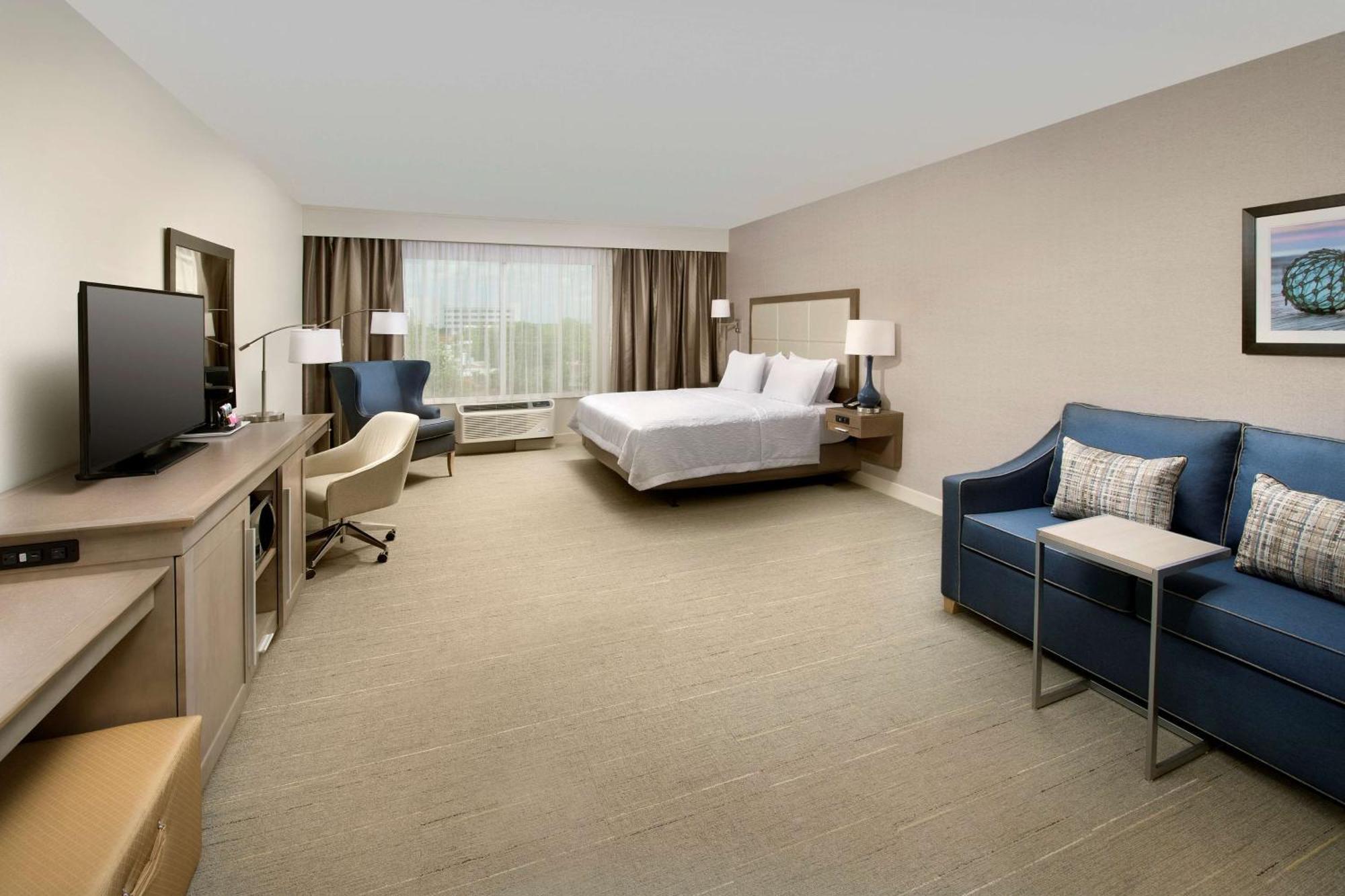 Hampton Inn Wilmington Downtown Экстерьер фото